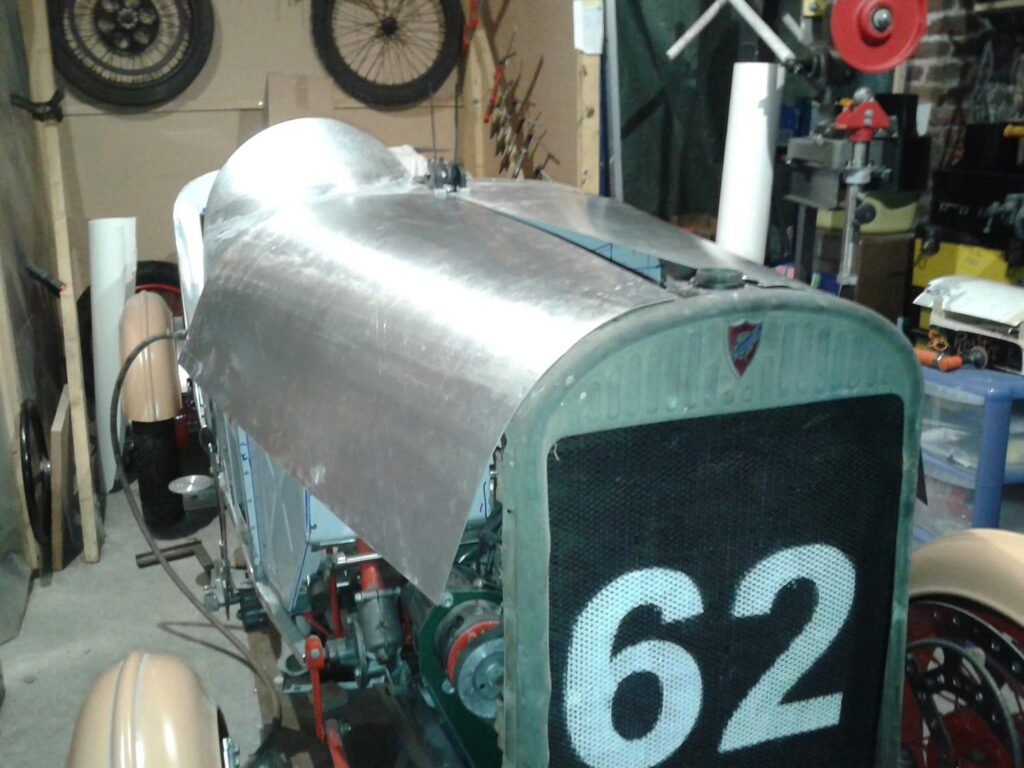 Fabrication et pose du capot